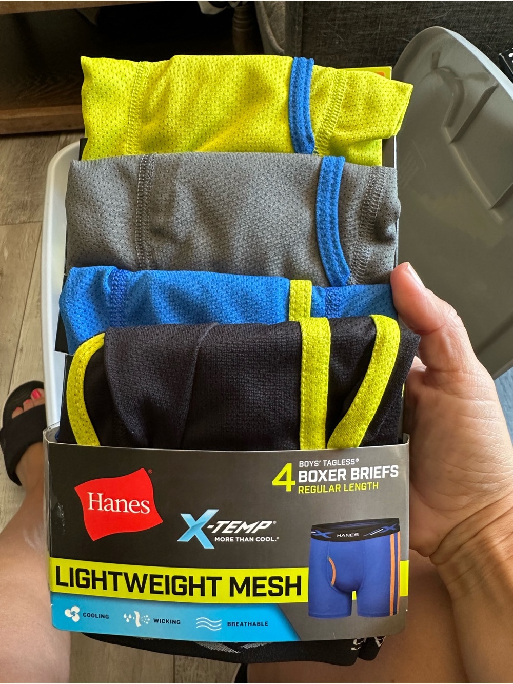 4pk Hanes Boys Lightweight Mesh Boxer Briefs - med